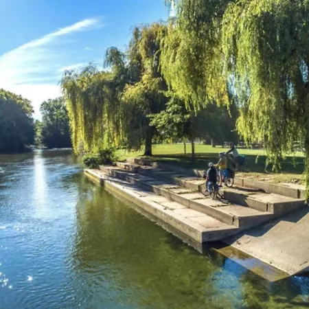 Le Charentais Centre Entree Autonome Apartment *